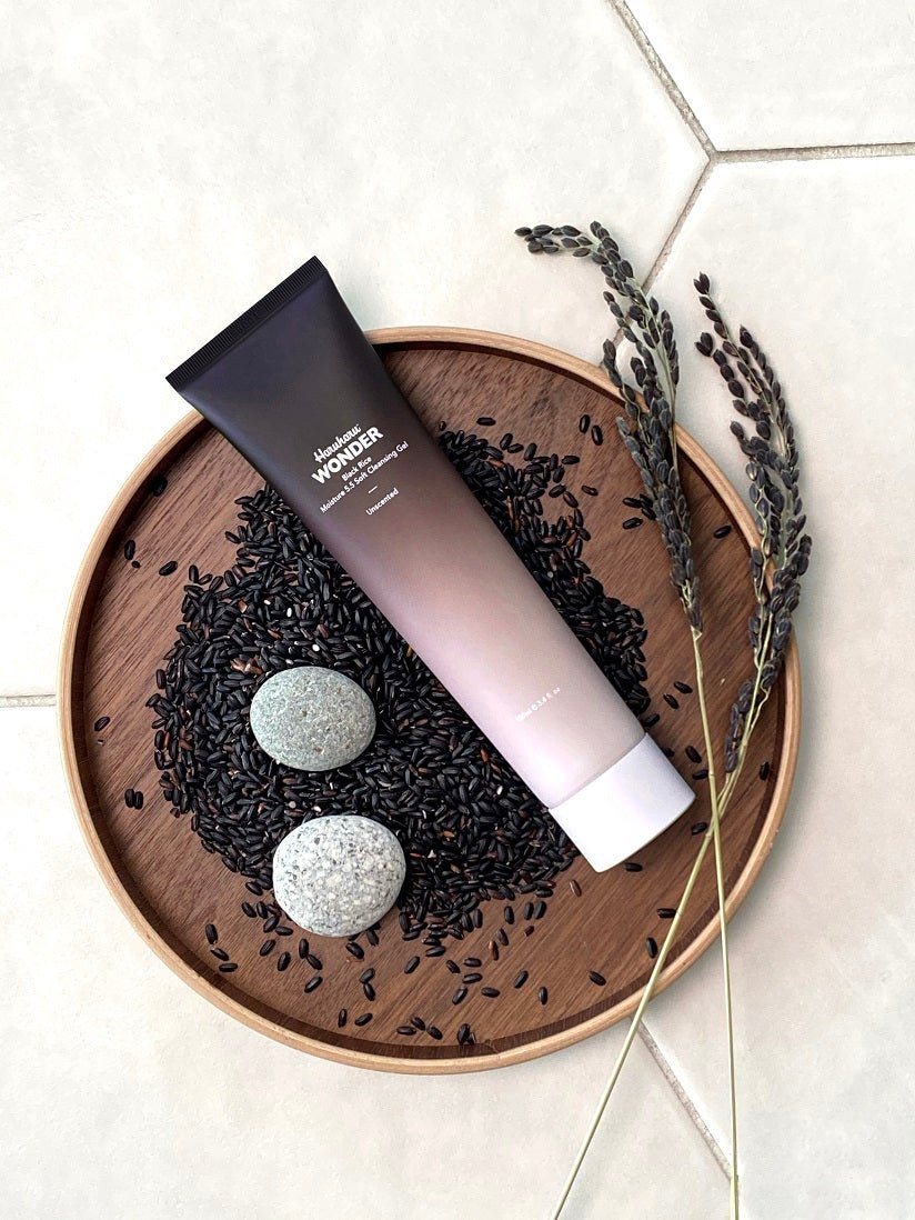 Black Rice Moisture 5.5 Soft Cleansing Gel – 100 ml - K - StyleCleansing GelHARUHARU WONDERK - Style