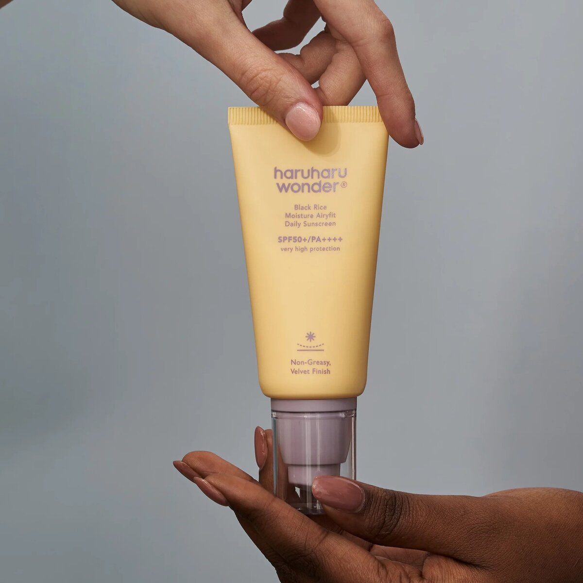 Black Rice Moisture Airyfit Sunscreen SPF50+ PA++++ – 50 ml - K - StyleSunscreenHARUHARU WONDERK - Style