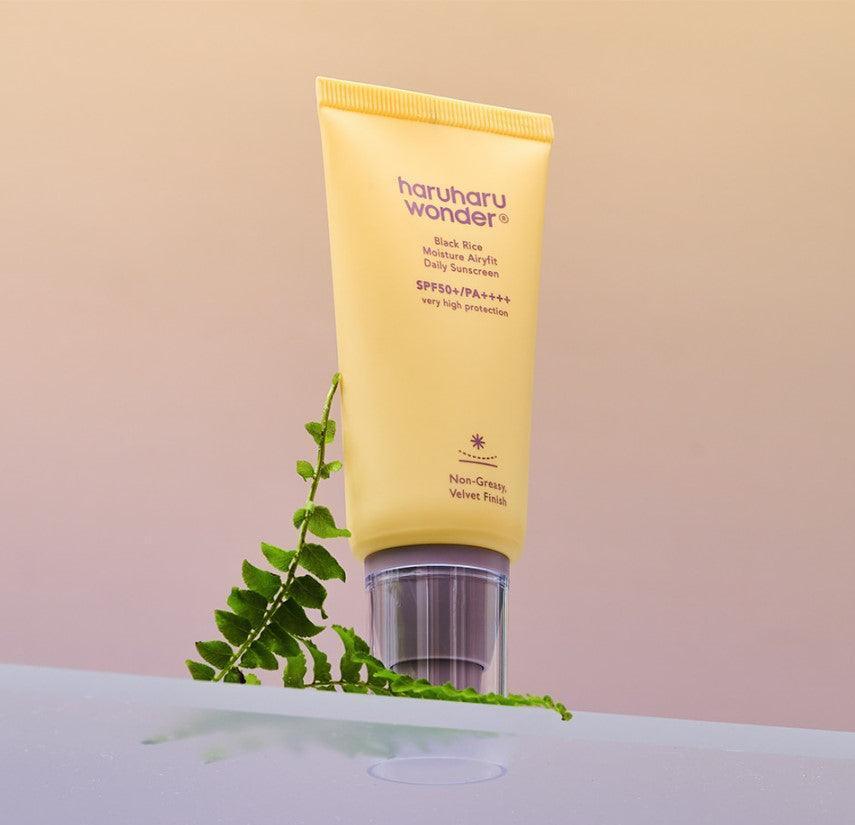 Black Rice Moisture Airyfit Sunscreen SPF50+ PA++++ – 50 ml - K - StyleSunscreenHARUHARU WONDERK - Style